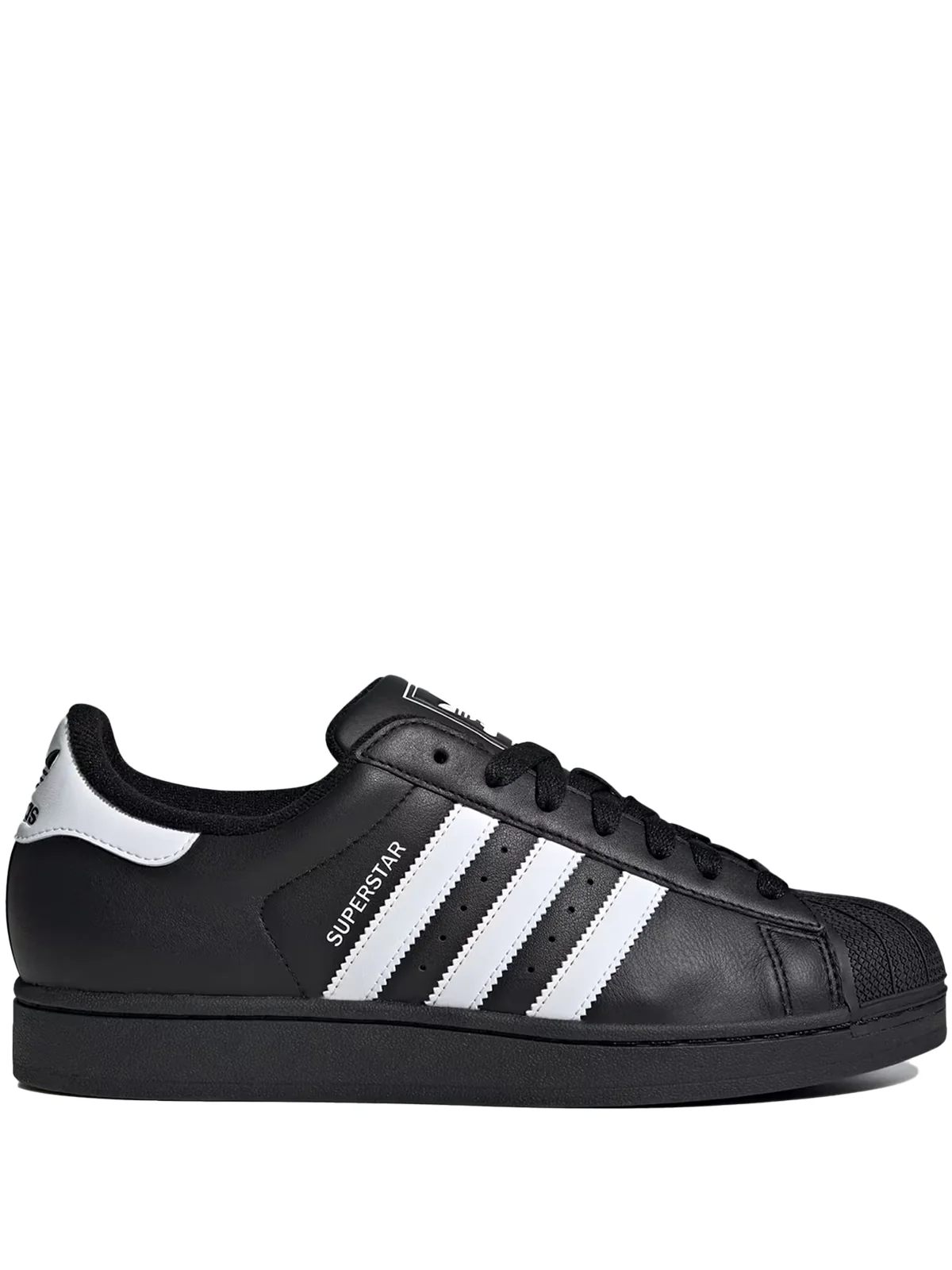 sneakers superstar