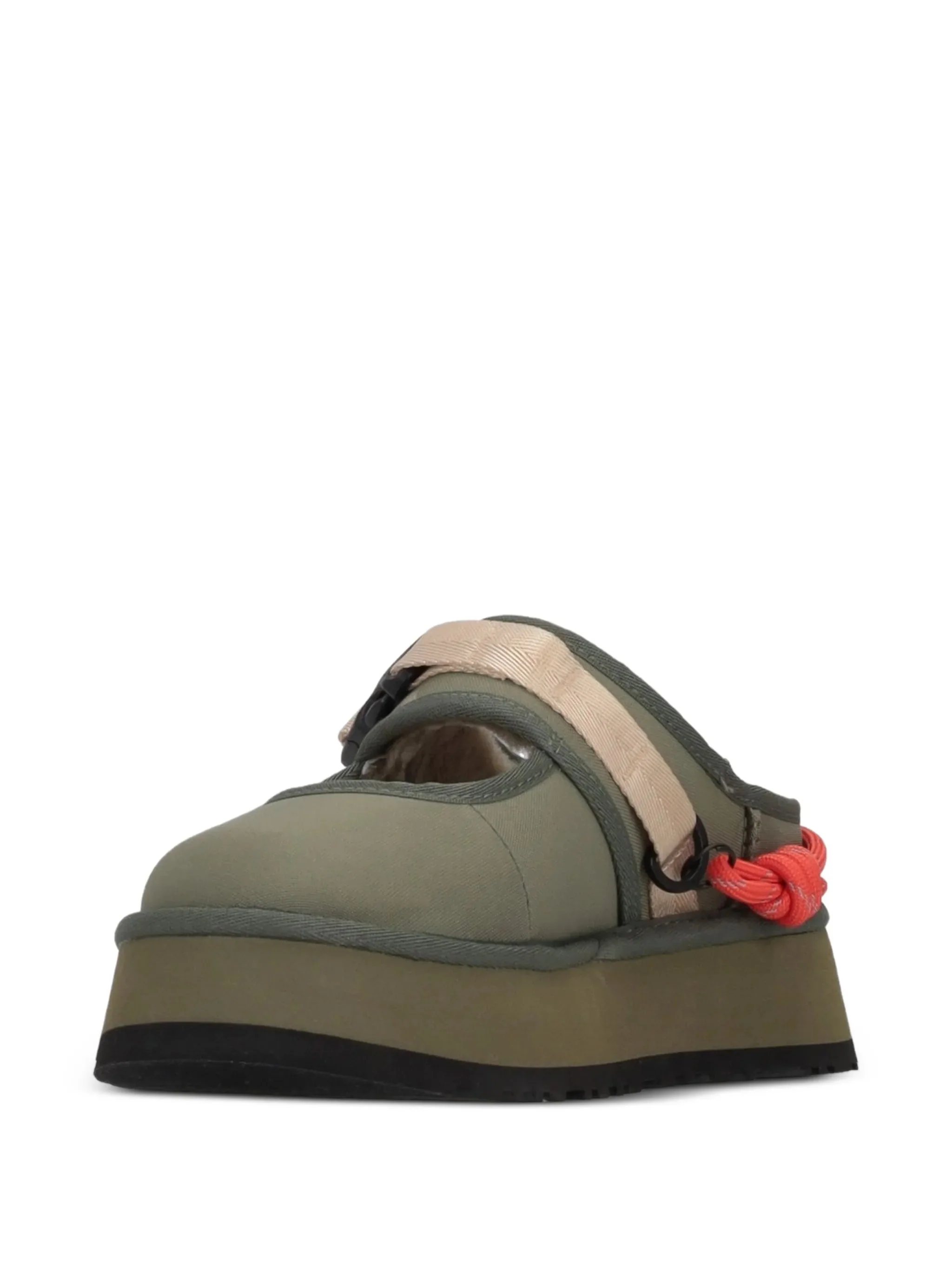 UGG - Image 2